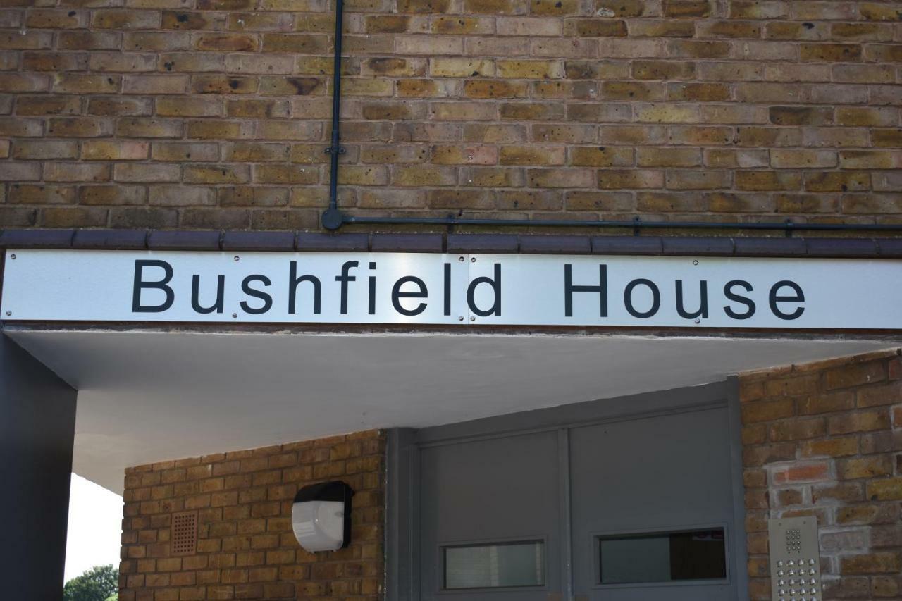 Bushfield House Apartment ปีเตอร์โบโรห์ ภายนอก รูปภาพ