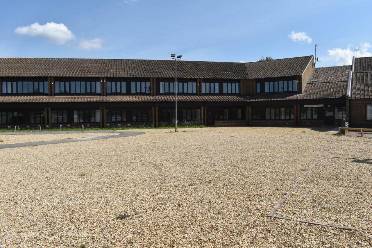 Bushfield House Apartment ปีเตอร์โบโรห์ ภายนอก รูปภาพ