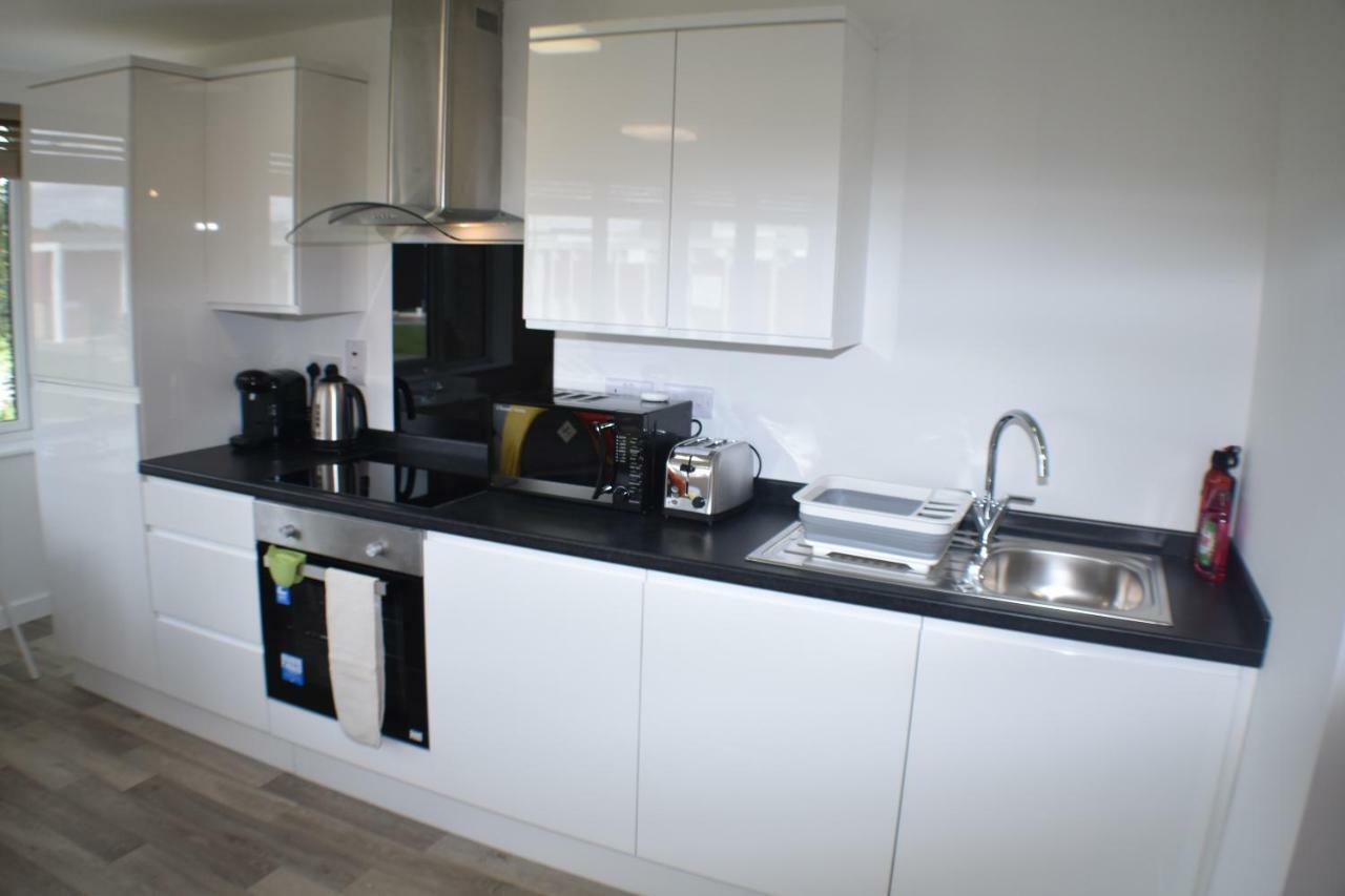 Bushfield House Apartment ปีเตอร์โบโรห์ ภายนอก รูปภาพ