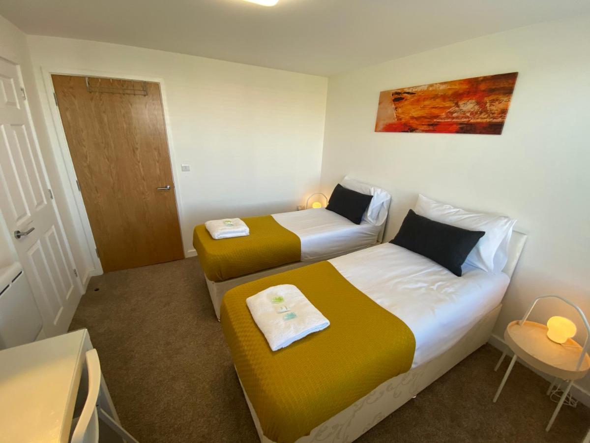 Bushfield House Apartment ปีเตอร์โบโรห์ ภายนอก รูปภาพ